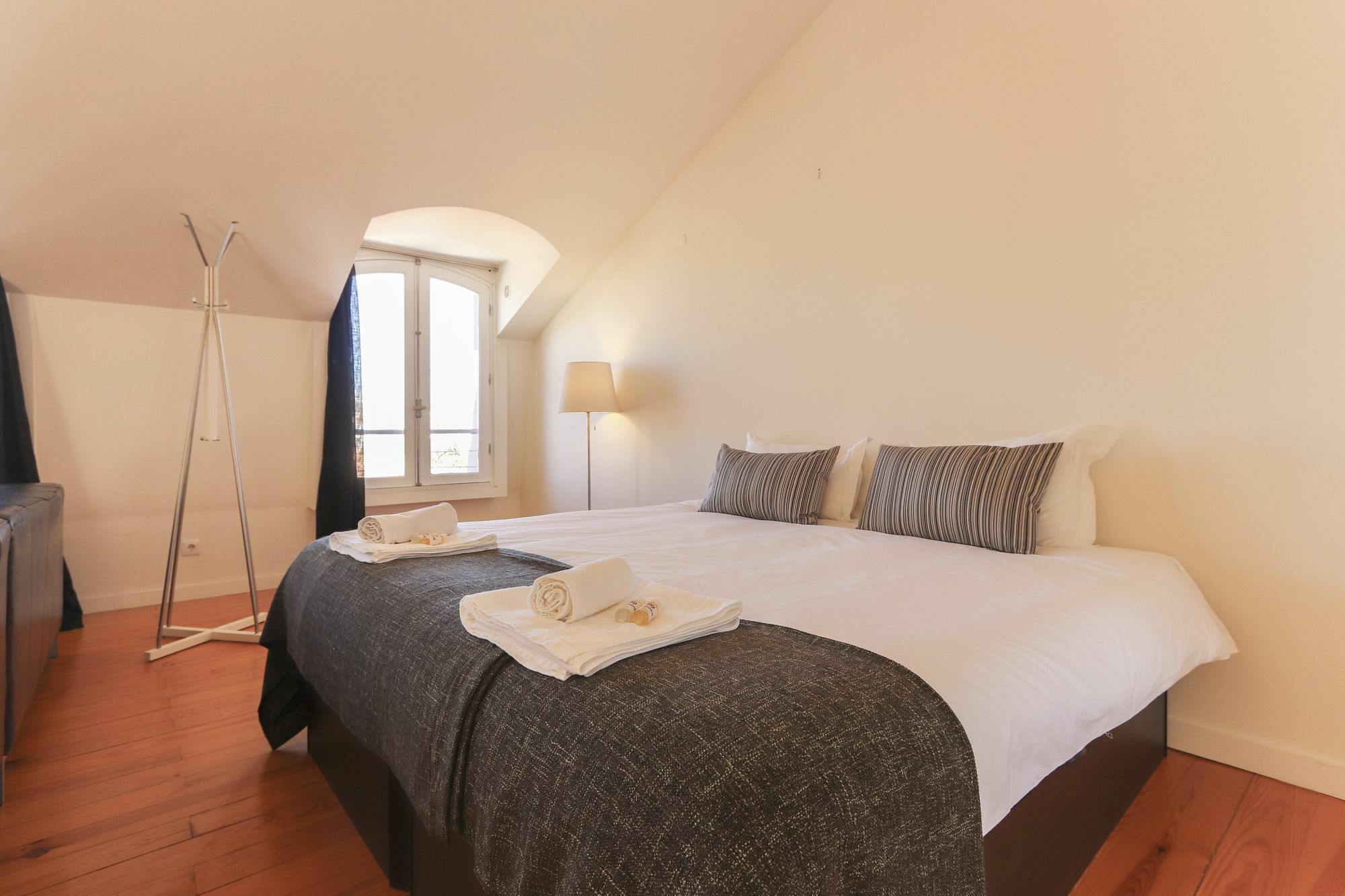 Santa Catarina Stylish By Homing Apartment Lisbon Exterior photo